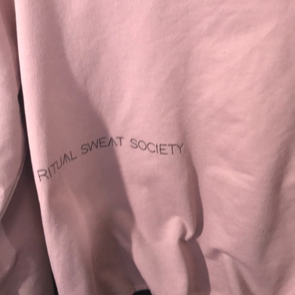 Sweatshirt - Picture 3 of 5